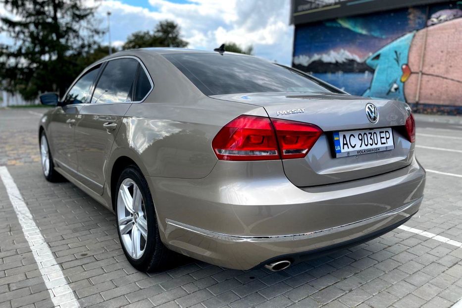 Продам Volkswagen Passat B7 SEL 2015 года в Луцке