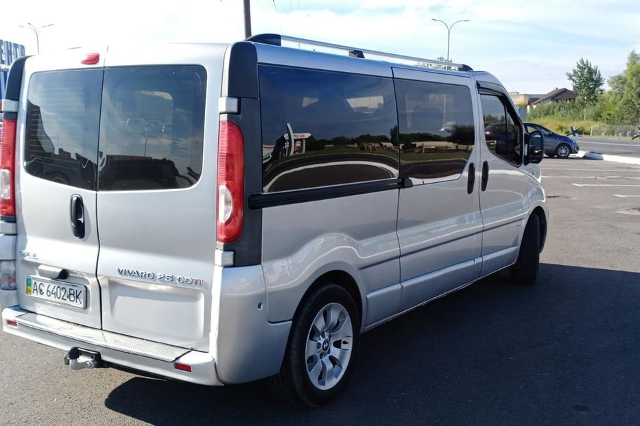 Продам Opel Vivaro пасс. 2006 года в Луцке