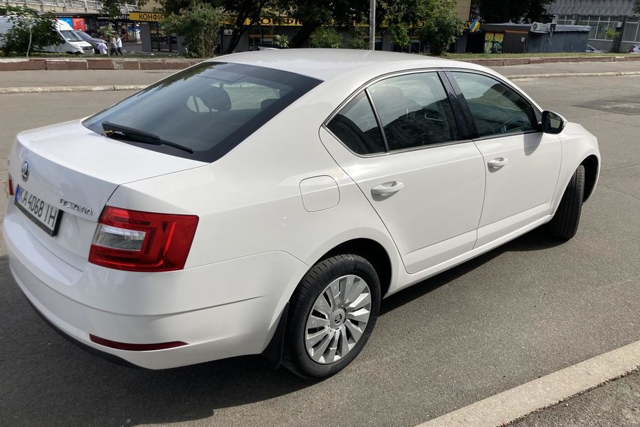 Продам Skoda Octavia A7 2018 года в Киеве