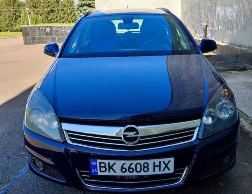 Продам Opel Astra H Station Wagon 2010 года в Ровно