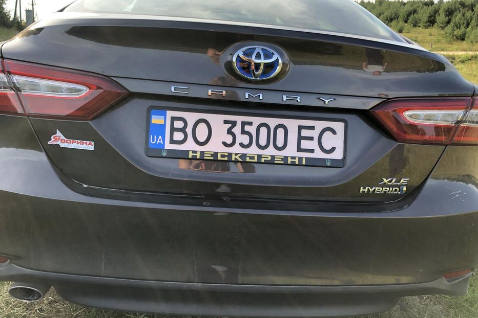 Продам Toyota Camry XLE 2019 года в Тернополе