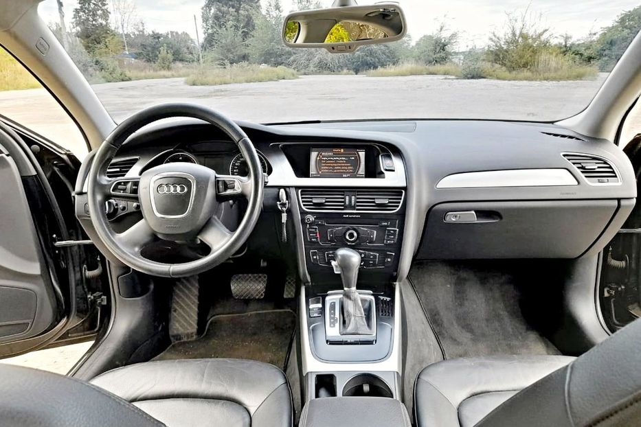 Продам Audi A4 B8 2012 года в Днепре