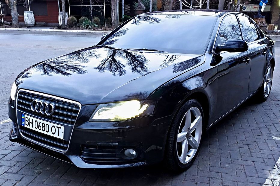 Продам Audi A4 B8 2012 года в Днепре