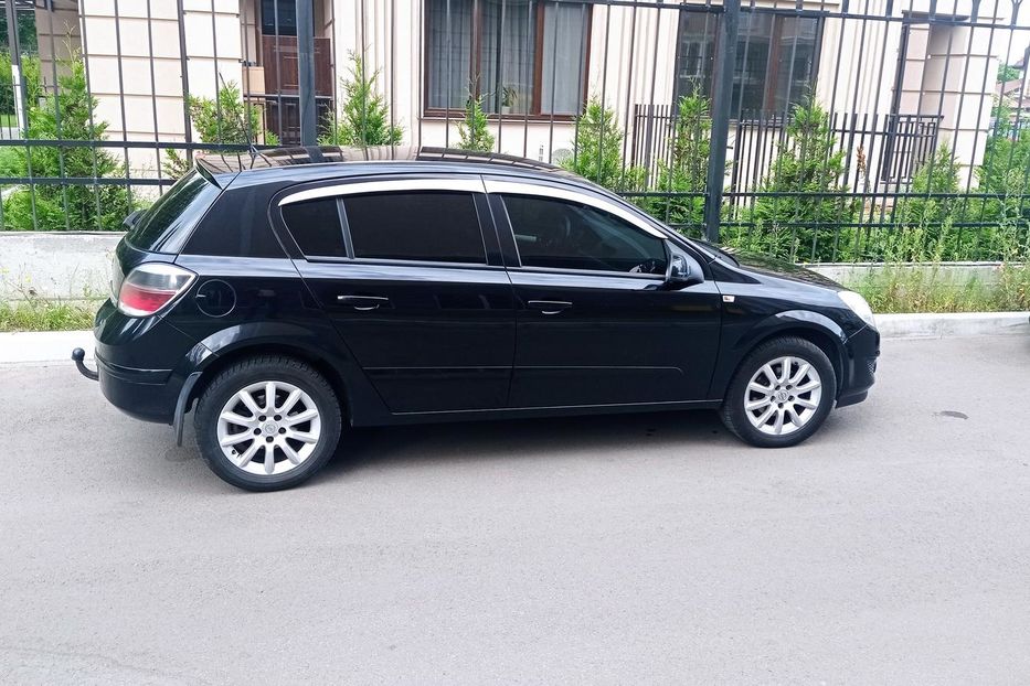 Продам Opel Astra H 2008 года в Киеве