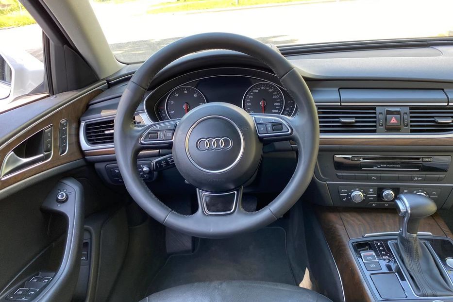 Продам Audi A6 2015 года в Виннице