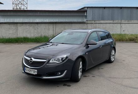 Продам Opel Insignia Sports 2016 года в Киеве