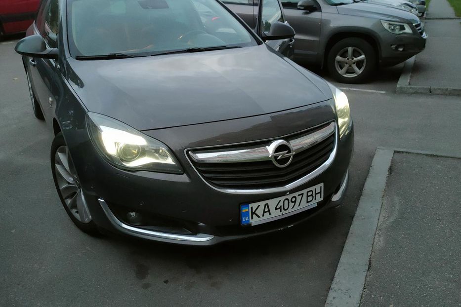 Продам Opel Insignia Sports 2016 года в Киеве
