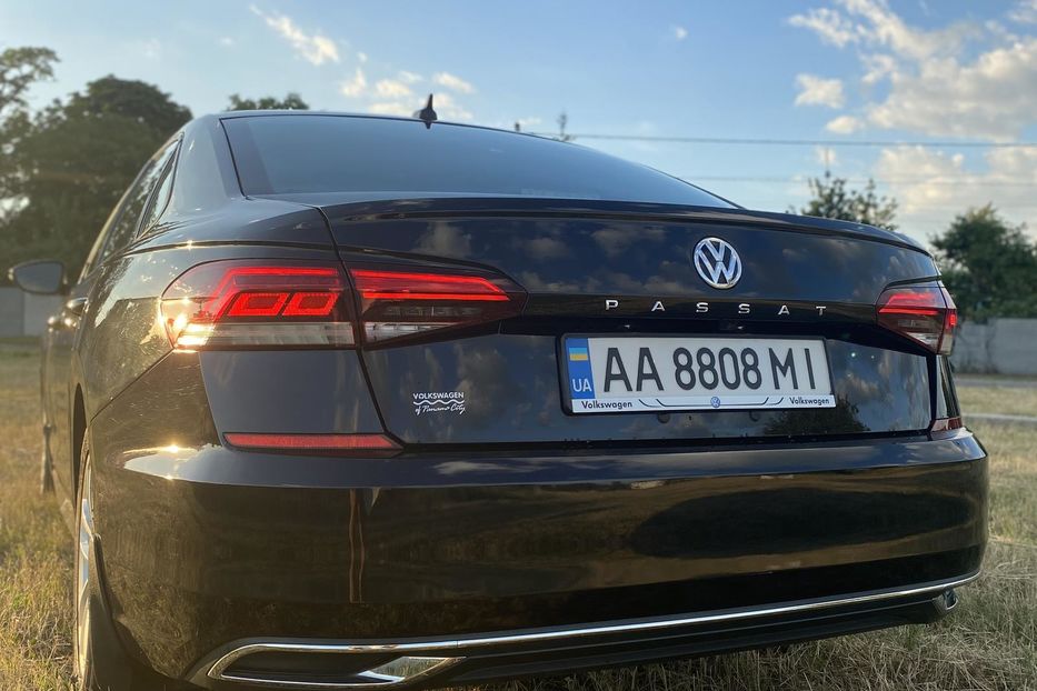 Продам Volkswagen Passat B8 2.0 T 2020 года в Киеве