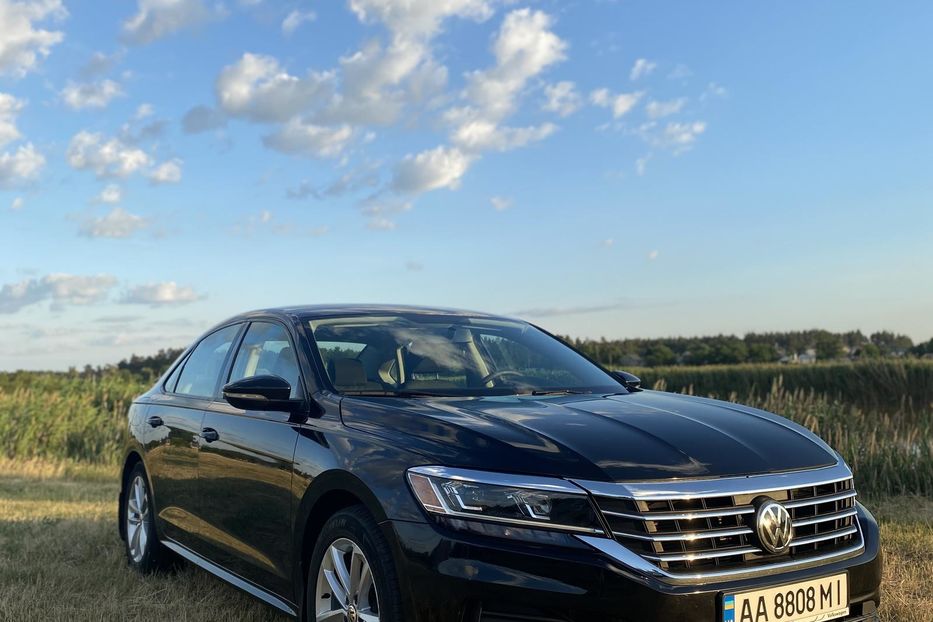 Продам Volkswagen Passat B8 2.0 T 2020 года в Киеве