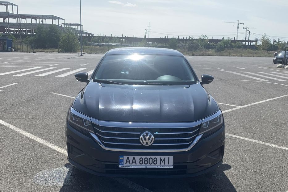 Продам Volkswagen Passat B8 2.0 T 2020 года в Киеве