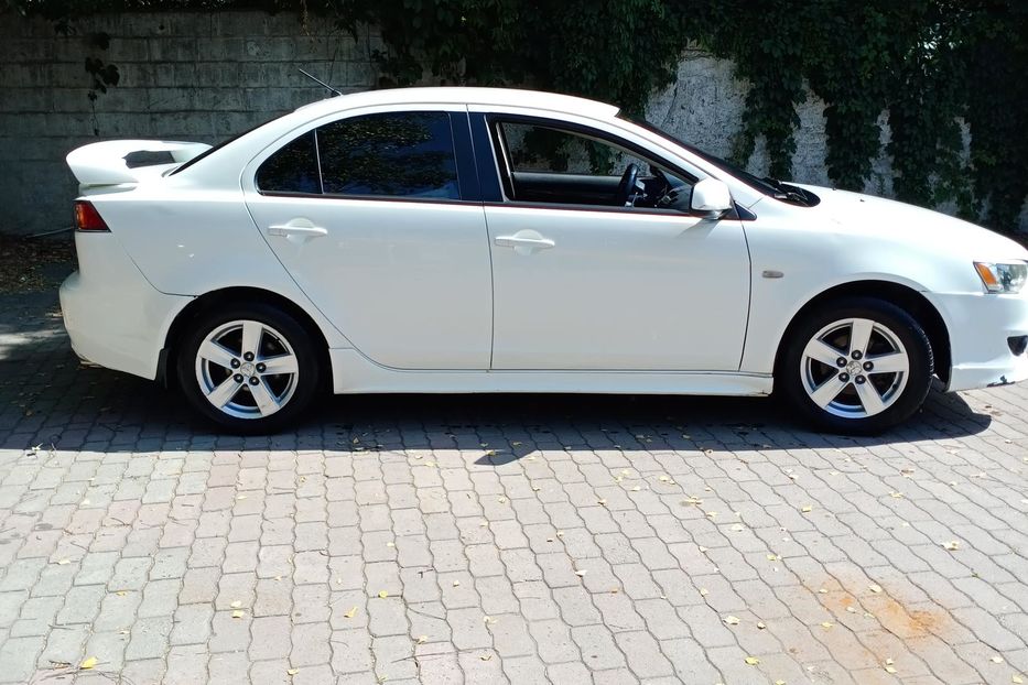 Продам Mitsubishi Lancer X 2010 года в Днепре