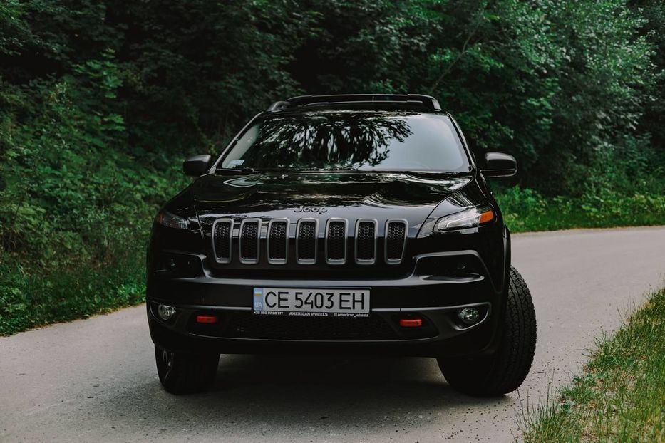 Продам Jeep Cherokee trailhawk 2014 года в Черновцах
