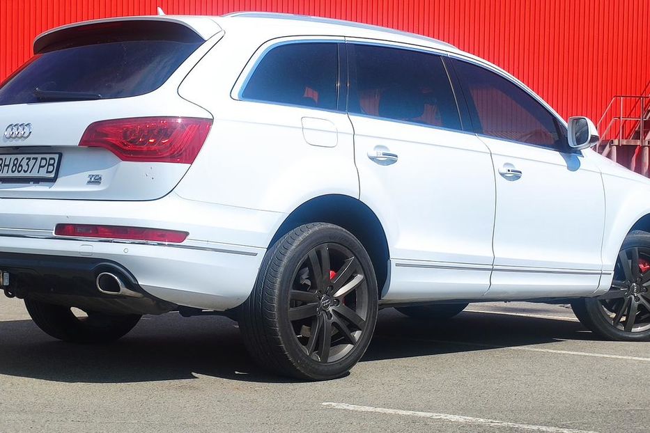 Продам Audi Q7 DIZEL 4x4 2014 года в Одессе