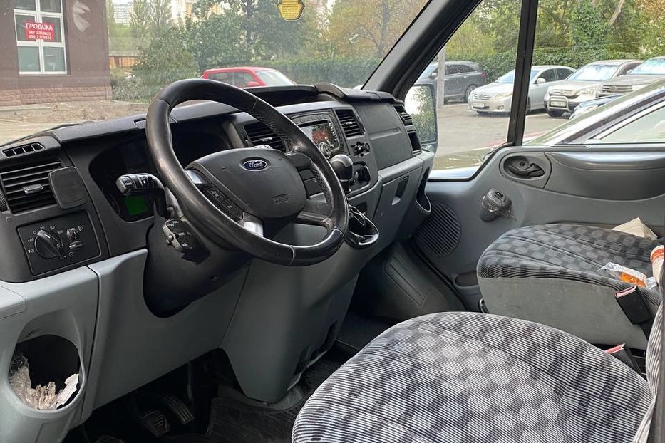 Продам Ford Transit пасс. 2012 года в Киеве