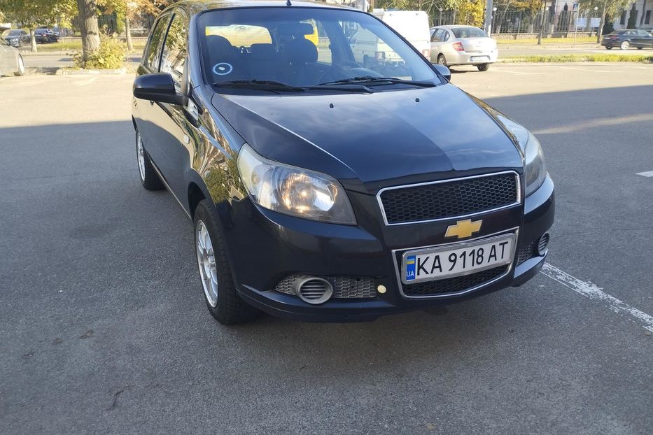 Продам Chevrolet Aveo 2011 года в Киеве