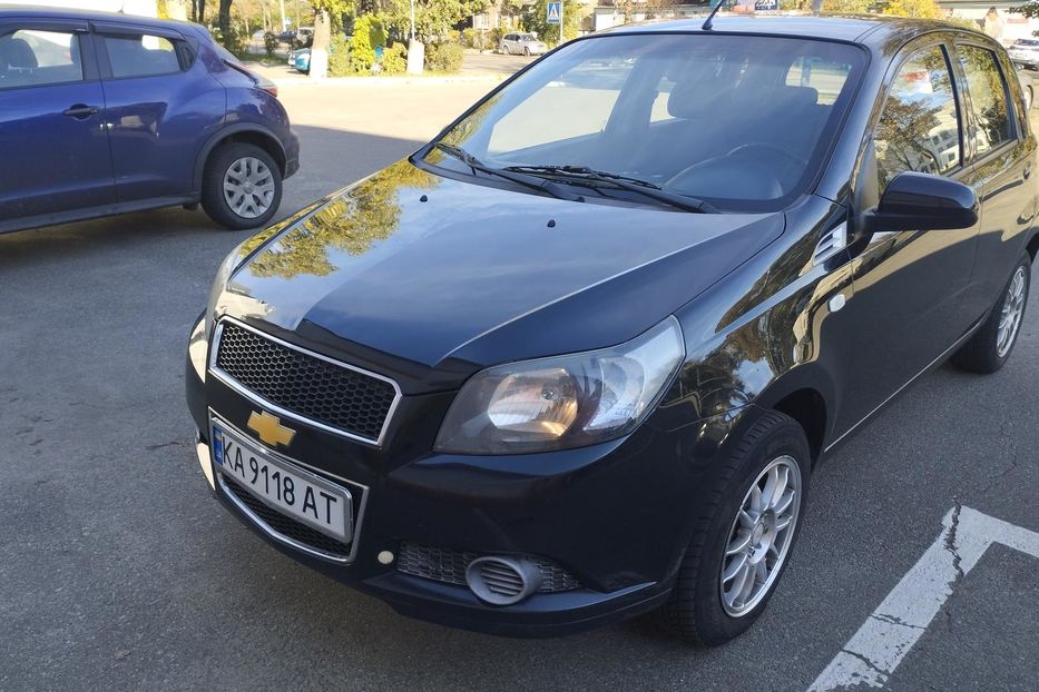 Продам Chevrolet Aveo 2011 года в Киеве