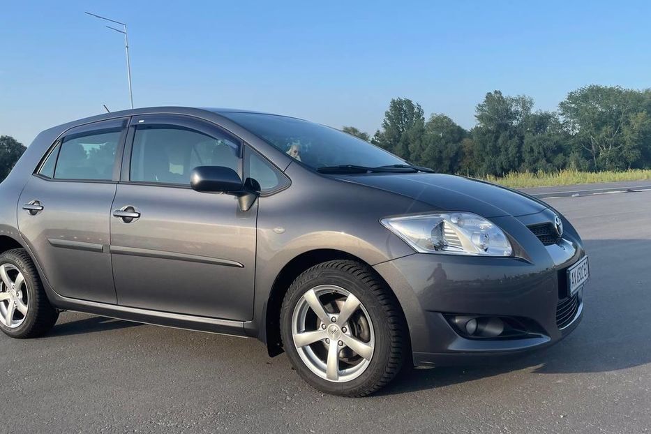 Продам Toyota Auris 2007 года в Киеве