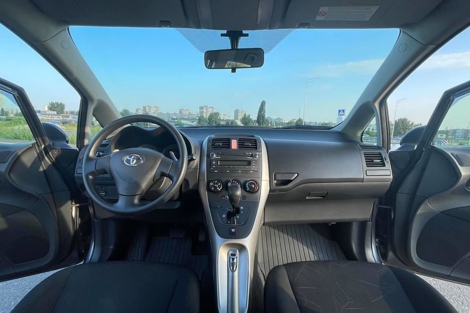 Продам Toyota Auris 2007 года в Киеве