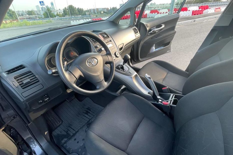 Продам Toyota Auris 2007 года в Киеве