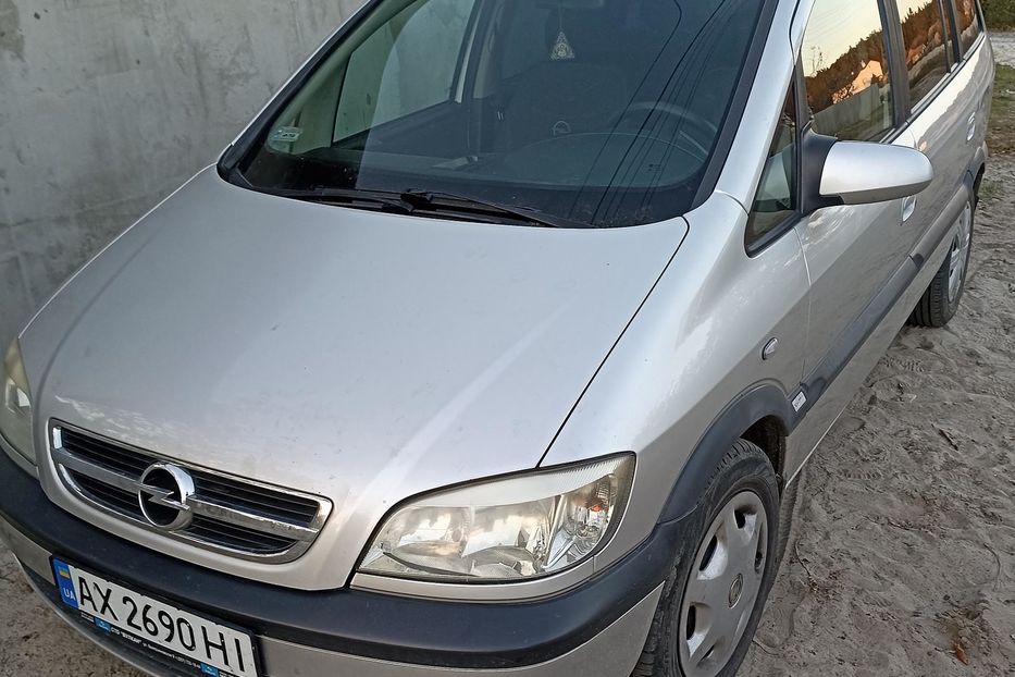 Продам Opel Zafira I поколение/A 2004 года в Харькове