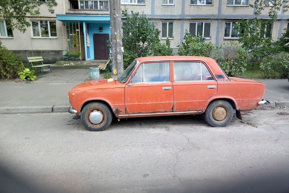 Продам ВАЗ 2101 21013 1981 года в Киеве