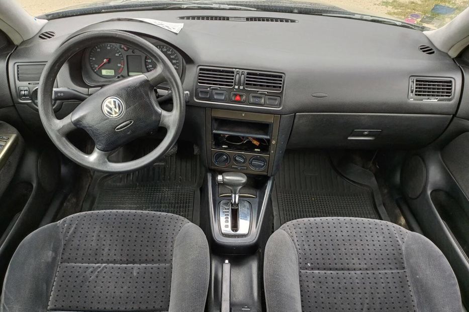 Продам Volkswagen Jetta + розмитнення 2001 года в Одессе