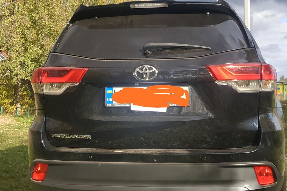 Продам Toyota Highlander 2017 года в Киеве