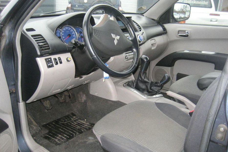 Продам Mitsubishi L 200 2.5tdi 2006 года в г. Рава-Русская, Львовская область