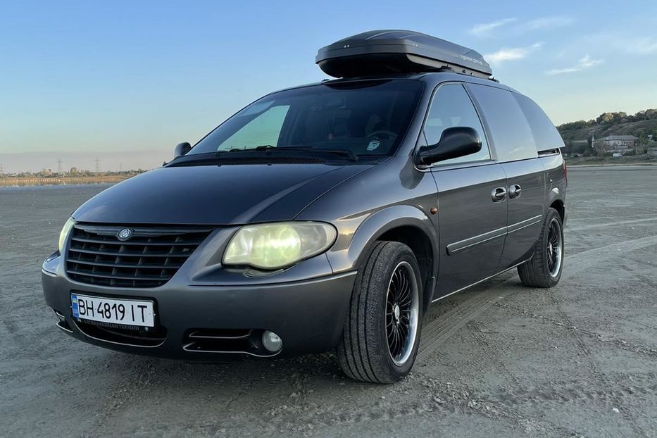 Продам Chrysler Voyager 2004 года в Одессе