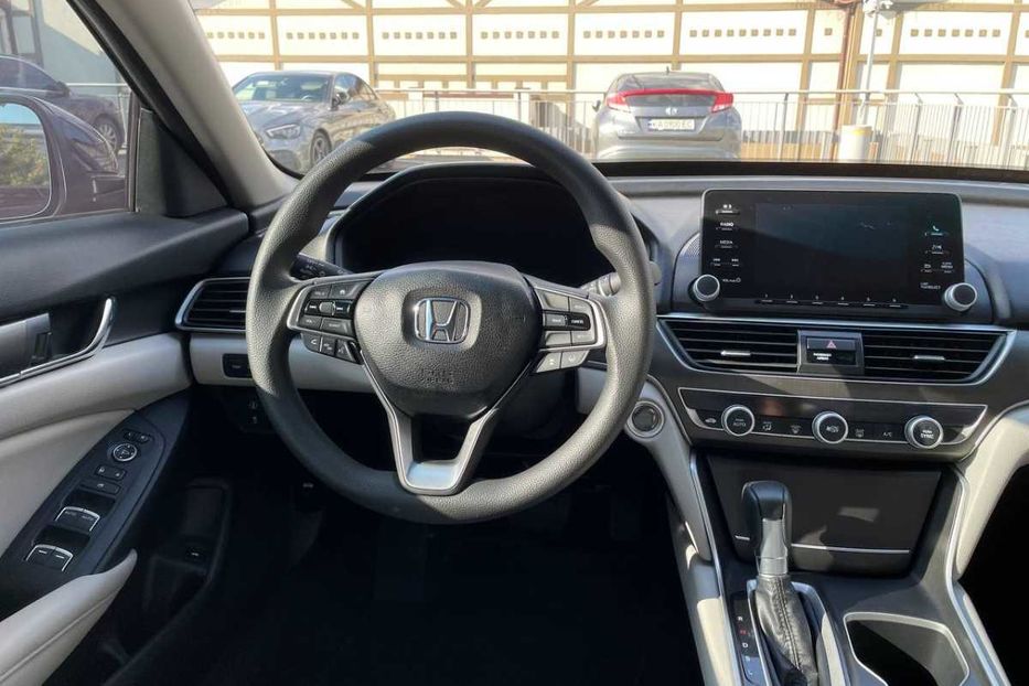 Продам Honda Accord 2018 года в Киеве