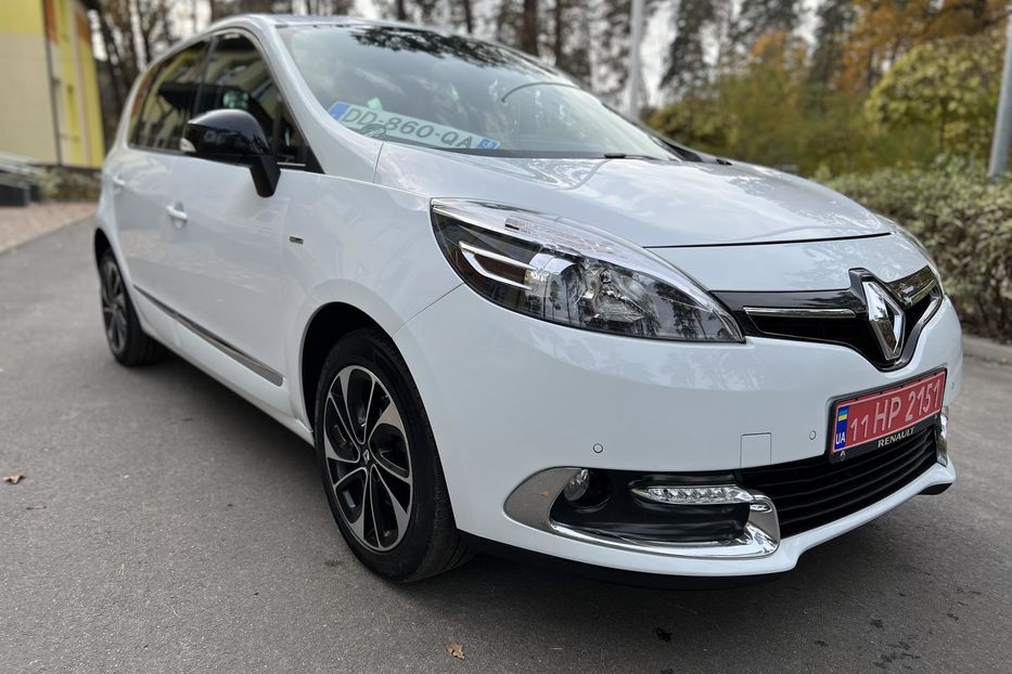 Продам Renault Scenic BOSE 2016 года в Киеве