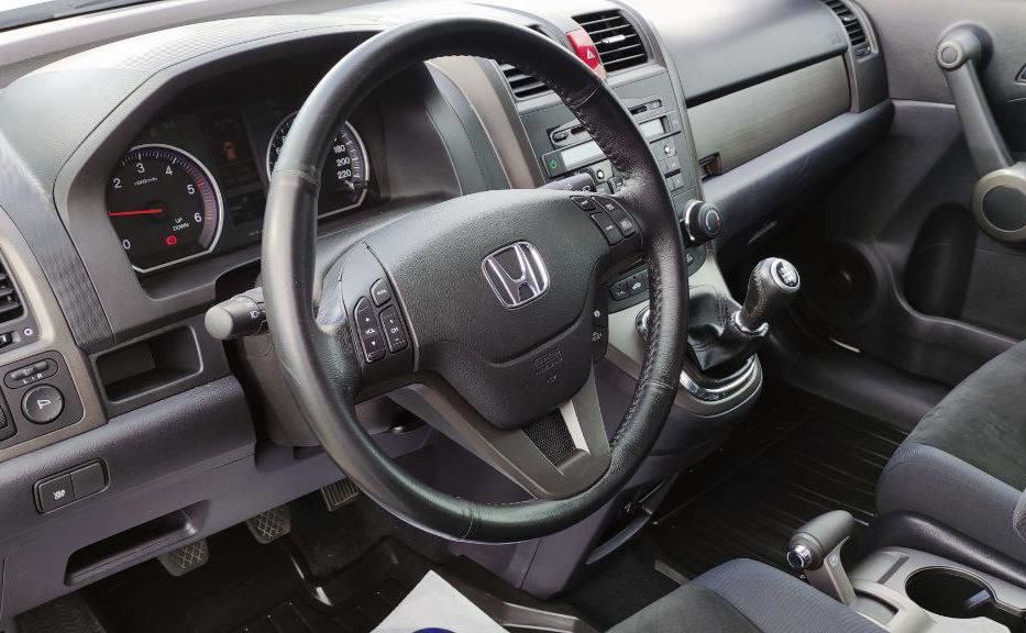 Продам Honda CR-V 4WD 2012 года в Киеве