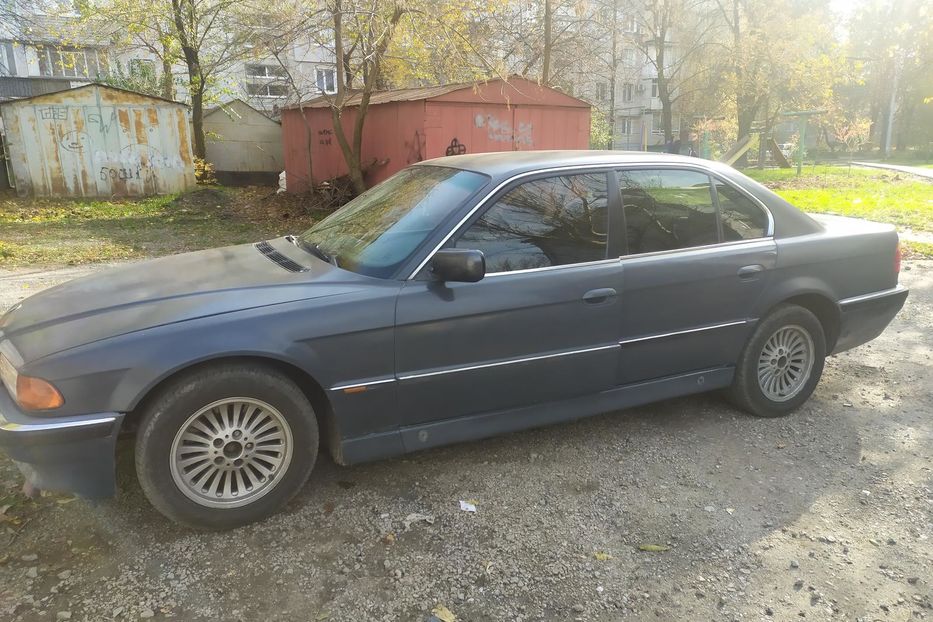 Продам BMW 740 1997 года в Запорожье