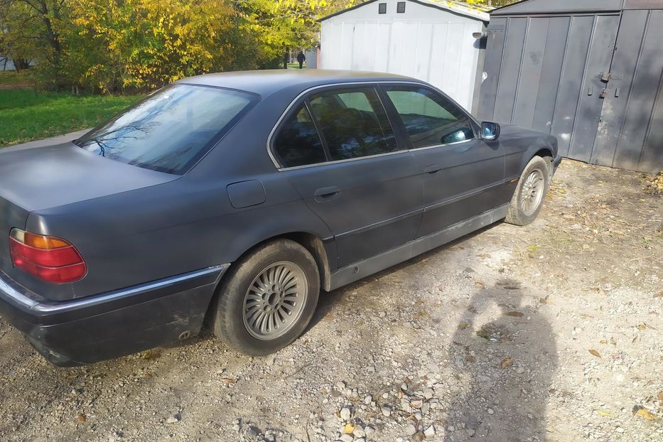 Продам BMW 740 1997 года в Запорожье