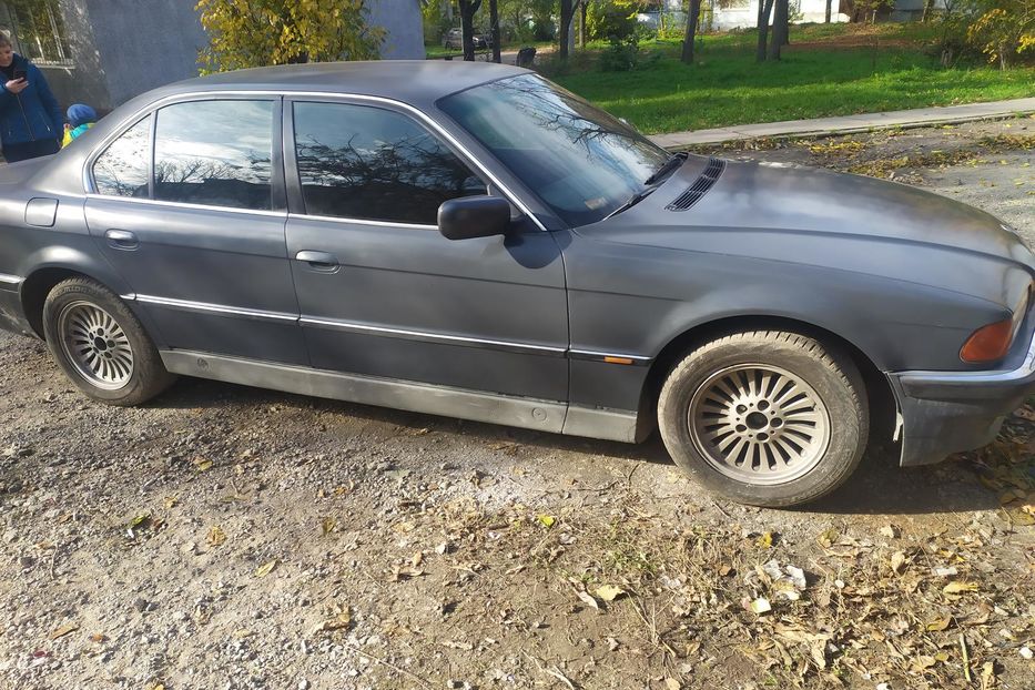 Продам BMW 740 1997 года в Запорожье