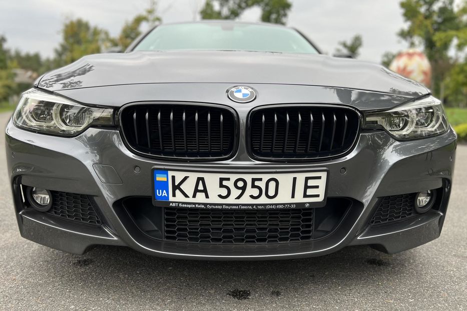 Продам BMW 320 F30 Lci 2017 года в Киеве