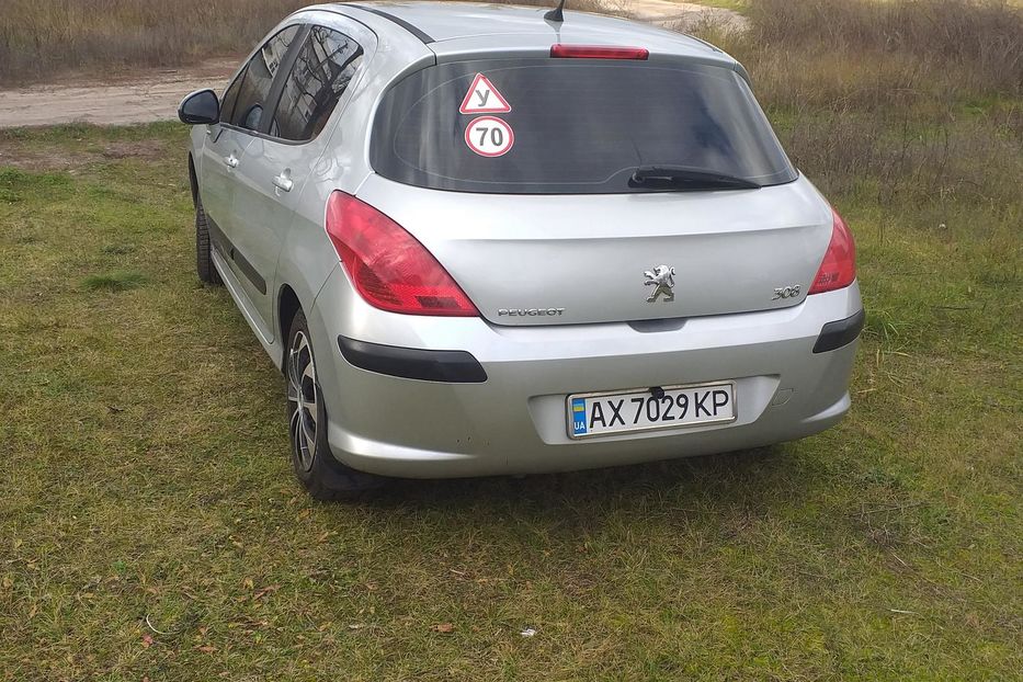 Продам Peugeot 308 1.6 v16 2008 года в Харькове