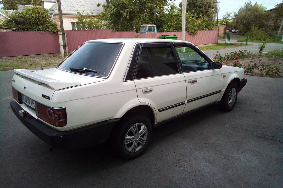 Продам Mazda 323 1987 года в г. Умань, Черкасская область