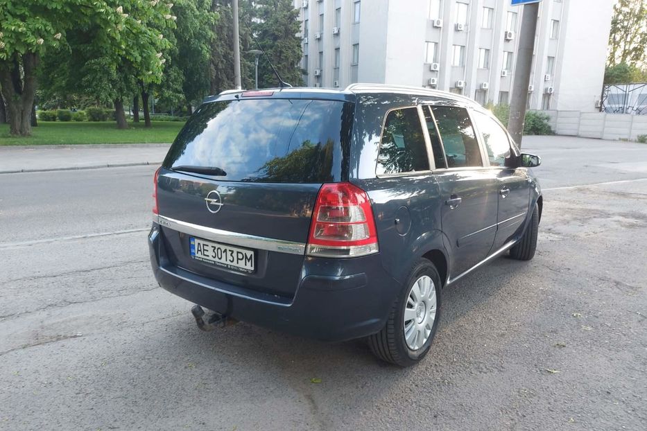 Продам Opel Zafira 2008 года в г. Подгородное, Днепропетровская область