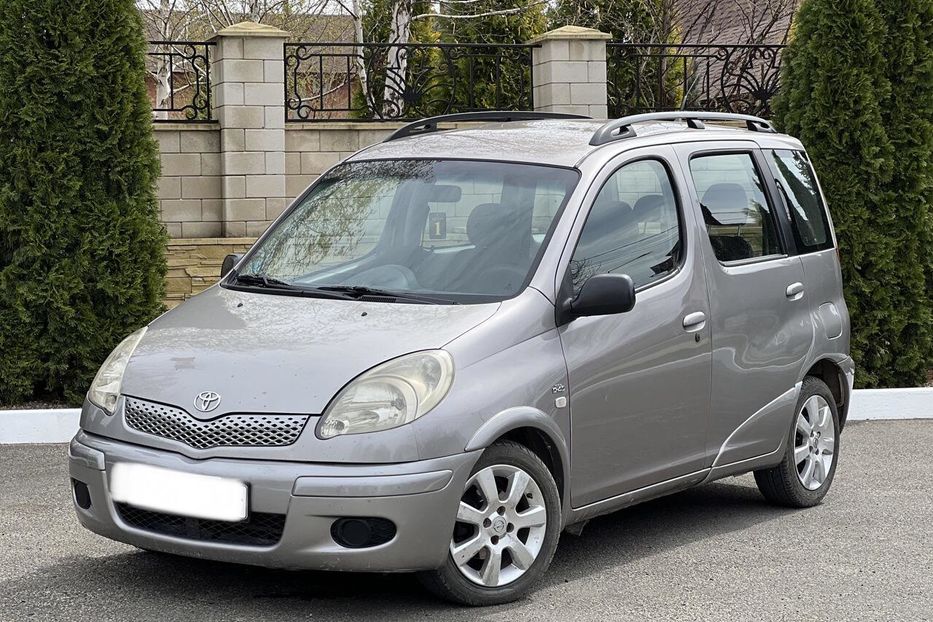 Продам Toyota Yaris Verso один власник купляли в салоні 2003 года в Херсоне