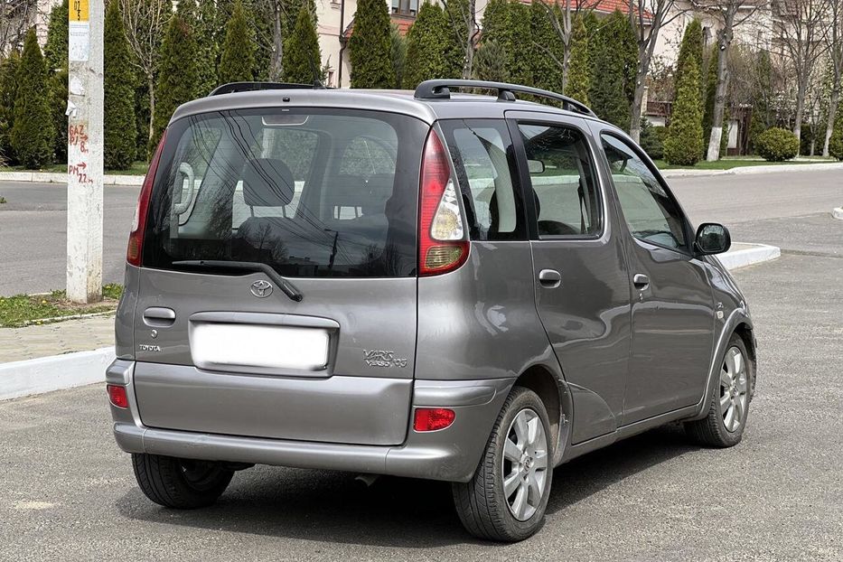 Продам Toyota Yaris Verso один власник купляли в салоні 2003 года в Херсоне