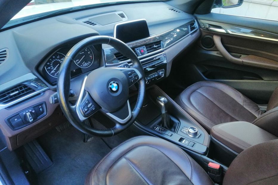 Продам BMW X1 2018 года в Киеве