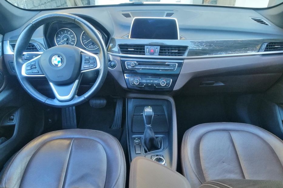 Продам BMW X1 2018 года в Киеве