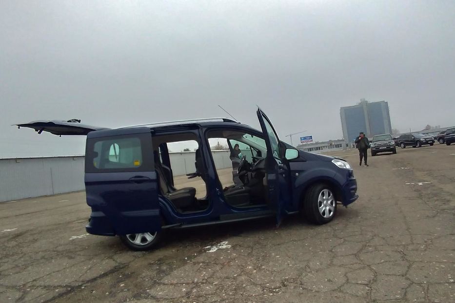 Продам Ford Courier Tourneo 2015 года в Киеве