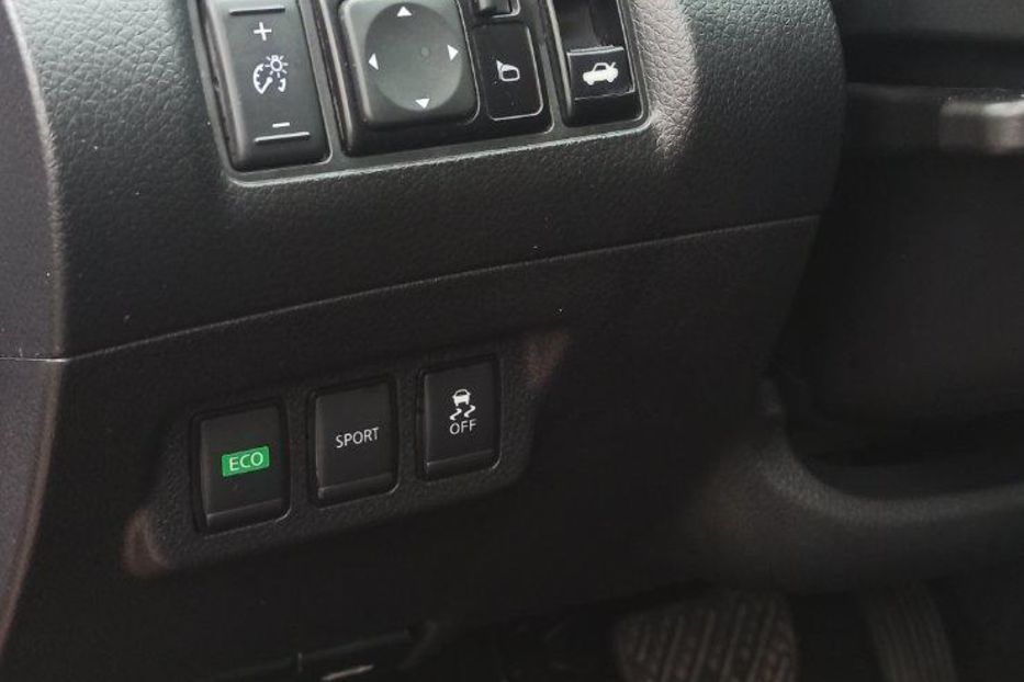 Продам Nissan Sentra SL 2017 года в Киеве