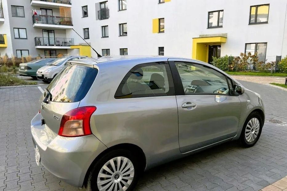 Продам Toyota Yaris 2007 года в Днепре