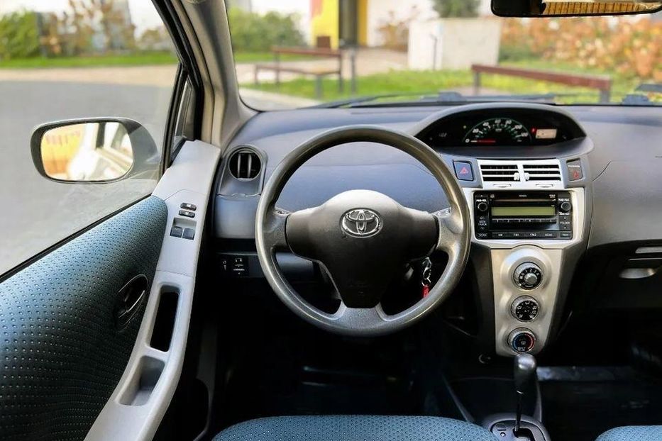 кнопка es на toyota yaris