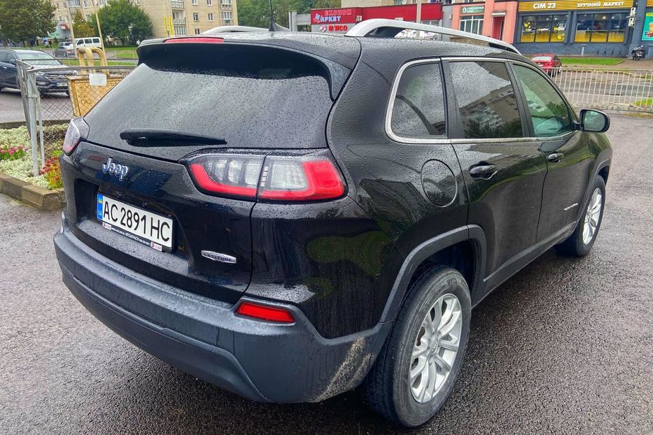 Продам Jeep Cherokee Latitude 2018 года в Луцке