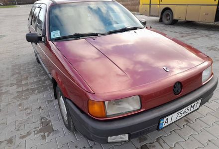 Продам Volkswagen Passat B3 1988 года в Киеве