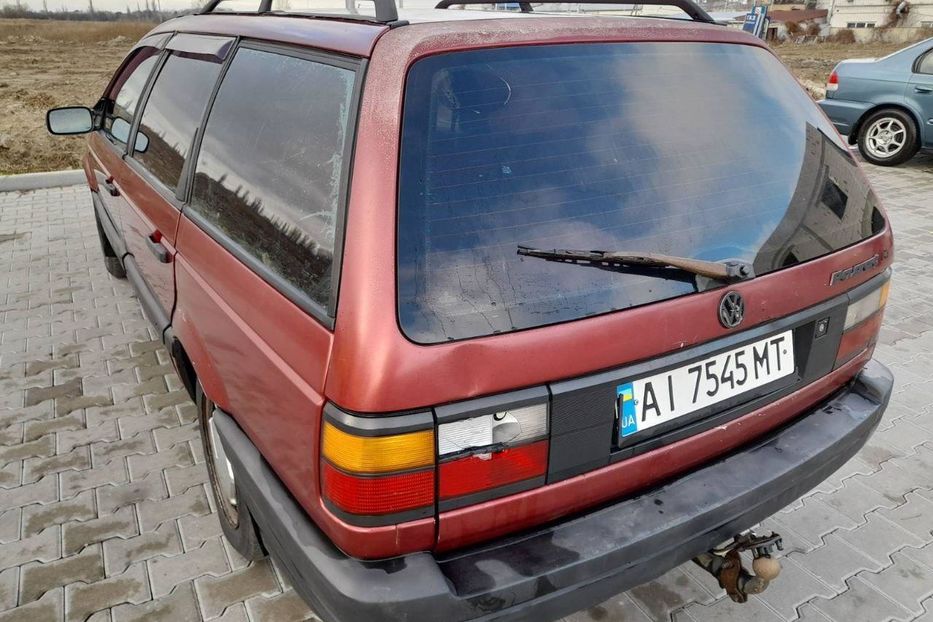 Продам Volkswagen Passat B3 1988 года в Киеве